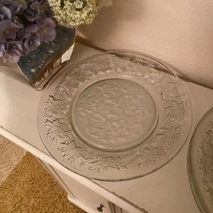 PRINCESS HOUSE FANTASIA 10x10 INCHES DINNER PLATES SET OF 6  POINTSETTIA CRYSTAL